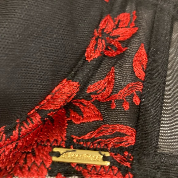 Fantastic and functional sexy bra - Picture 3 of 3